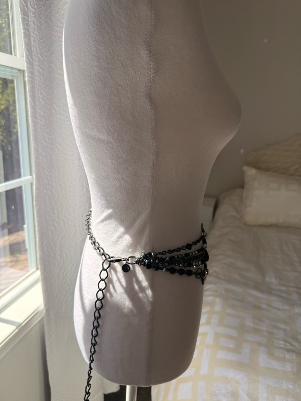 WHBM Black Chain Belt - Picture 4 of 7